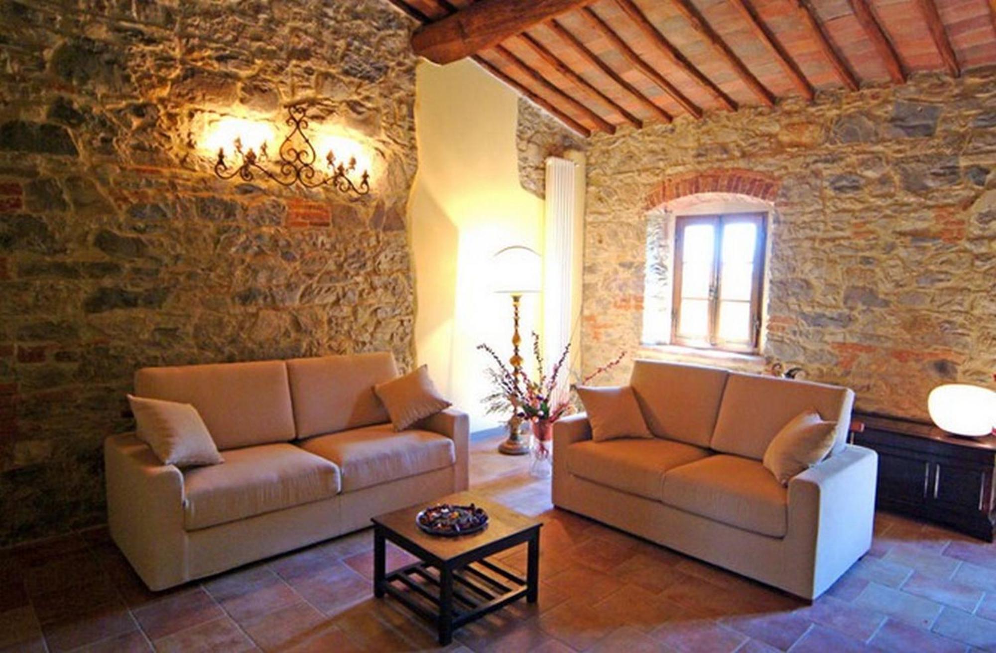 Podere Lucignano Secondo Agriturismo Gaiole in Chianti Room photo